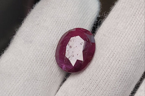 Natural Oval Cut Ruby Gemstone – 15.20 Carats | Africa Origin