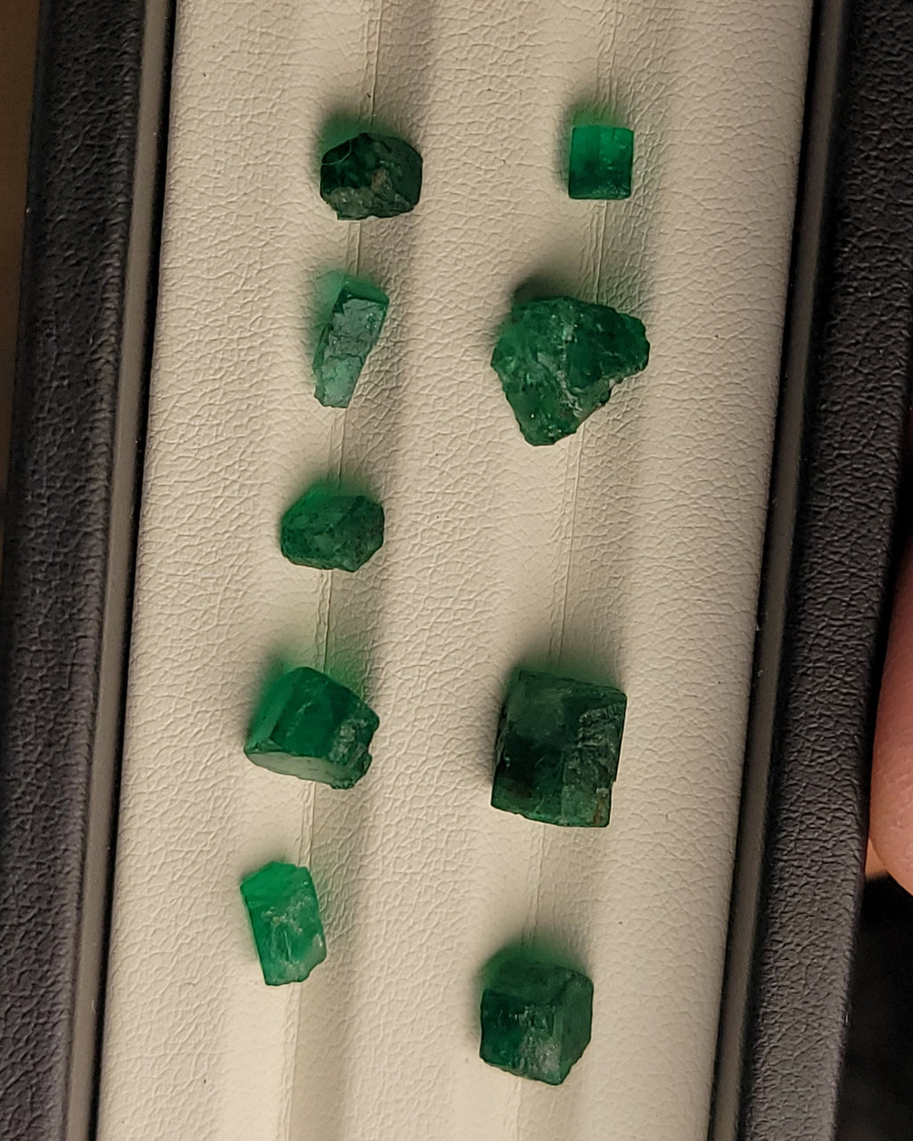 Natural Swat Emerald Rough Lot (9 Pieces) – 11.30 Carats | Pakistan Origin