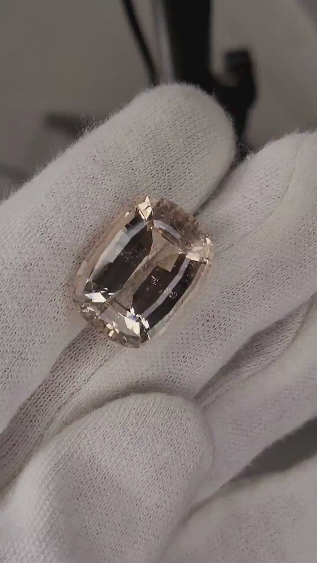 Natural Cushion Cut Topaz Gemstone – 34.10 Carats | Pakistan Origin