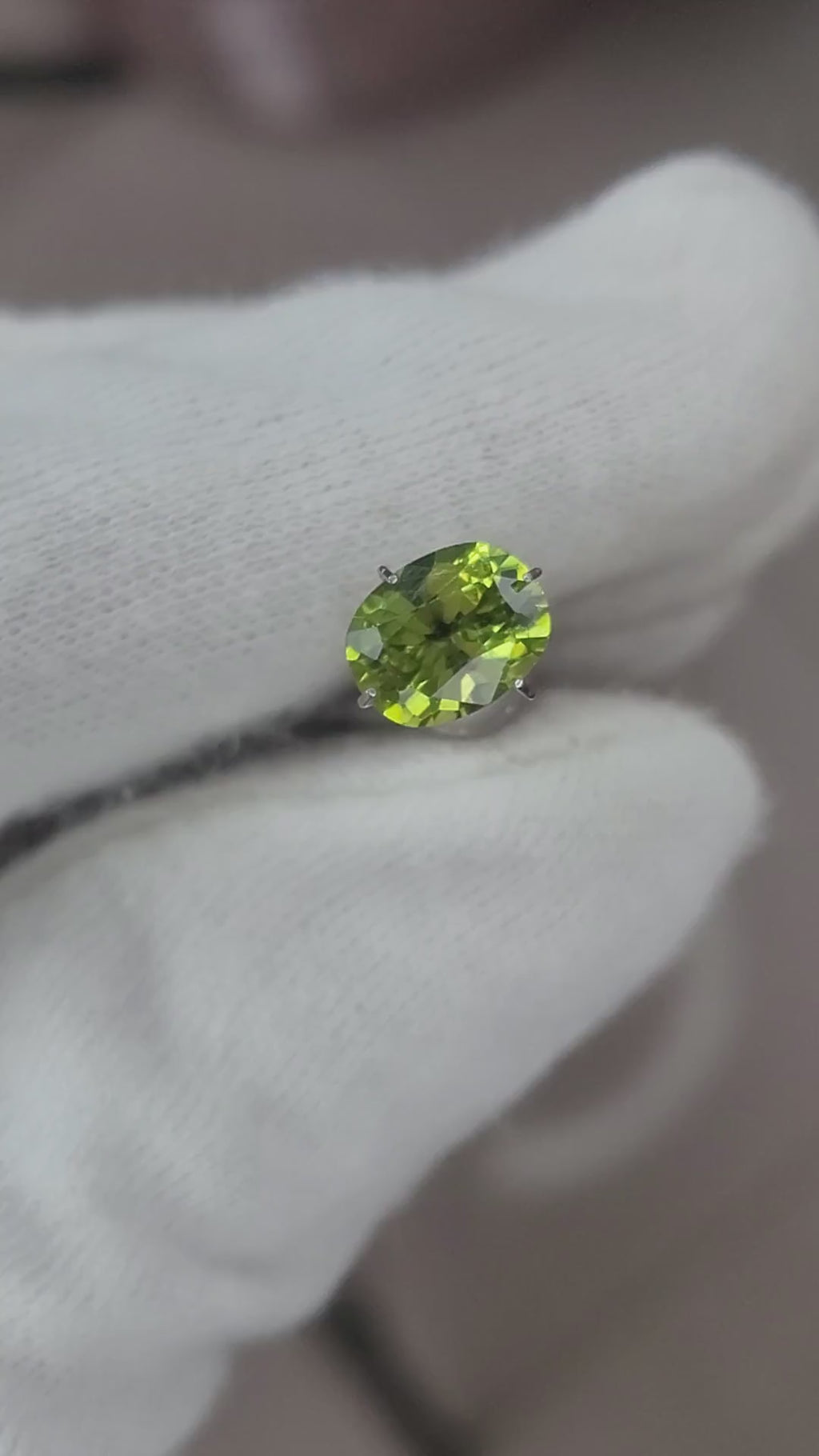 Natural Oval Cut Peridot Gemstone – 2.30 Carats | Pakistan Origin