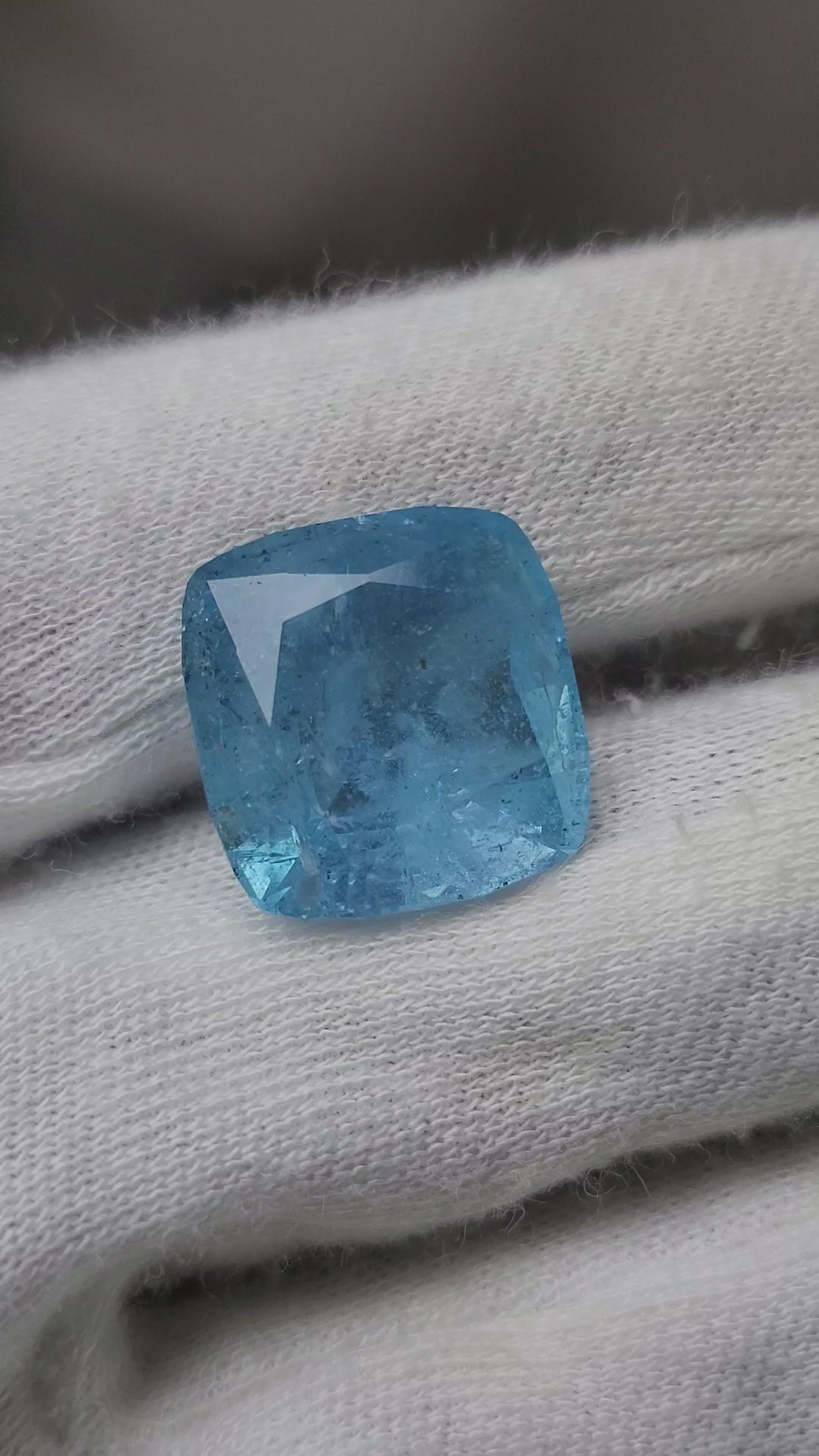 Natural Cushion Cut Aquamarine Gemstone – 22.70 Carats | Pakistan Origin